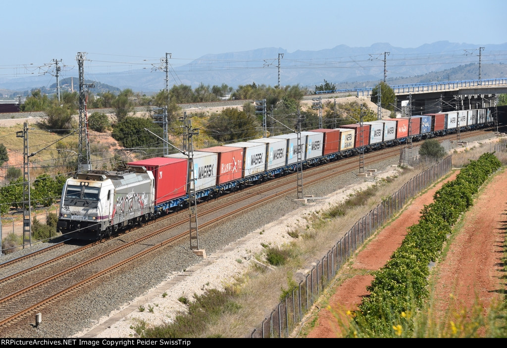 RENFE 253 076